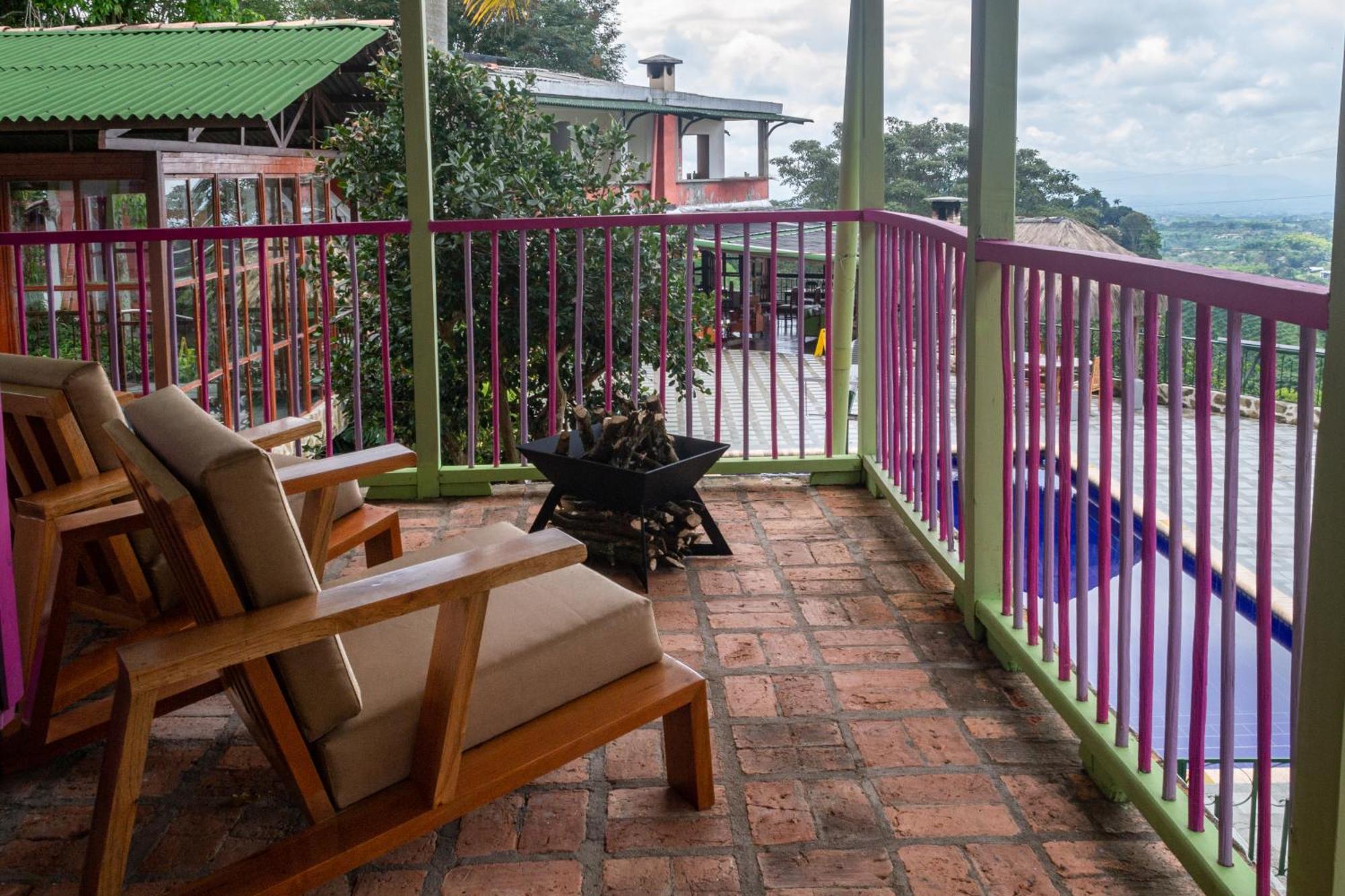El Eden Country Hotel Y Club Residencial Circasia Bagian luar foto