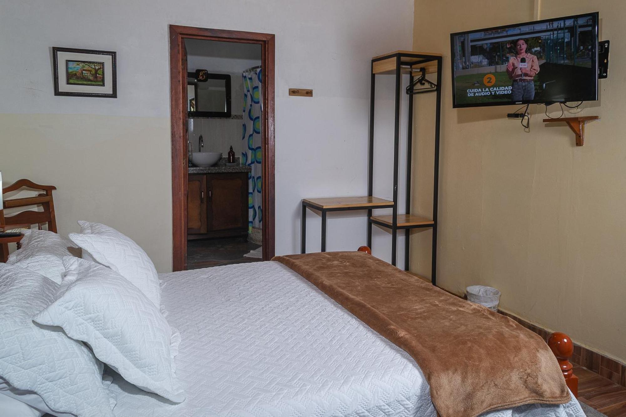 El Eden Country Hotel Y Club Residencial Circasia Bagian luar foto